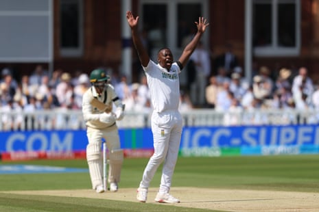 Kagiso Rabada appeals successfully for the wicket of Nathan Lyon