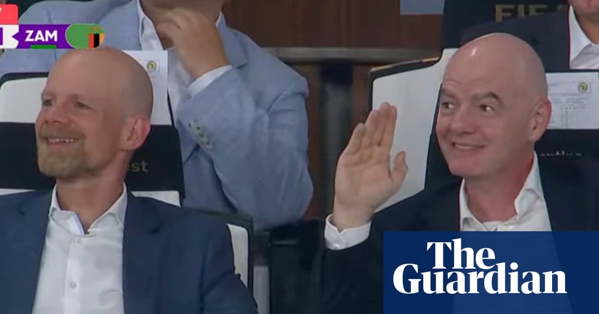 Infantino Survives Revolt: FIFA Boss Keeps Top Job After World Cup 'Sell-Off' Apology