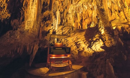 An organ in the Luray Caverns, Luray, Virginia.
