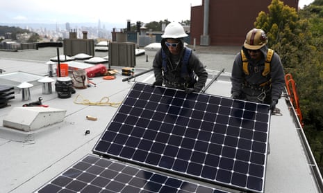 The California energy commission has approved a requirement that solar panels be installed on new homes and low-rise apartment buildings.