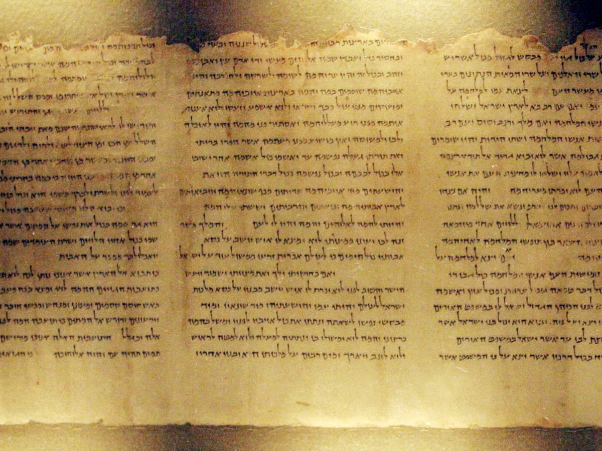 Dead Sea scrolls study raises new questions over texts' origins, Archaeology