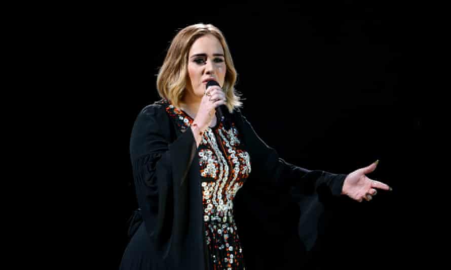Adele won over the Saturday-night crowd