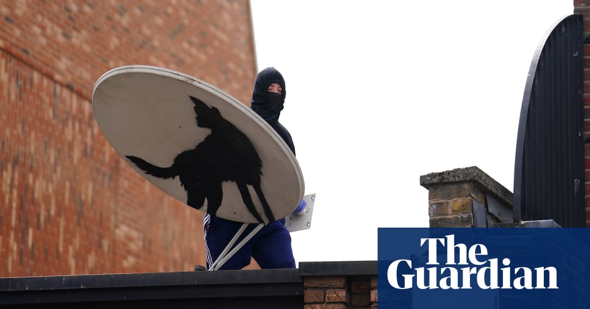 رابع عمل فني جديد لبانكسي يُسرق بعد ساعات من ظهوره في لندن |  بانكسي رابع عمل فني جديد لبانكسي يُسرق بعد ساعات من ظهوره في لندن |  بانكسي