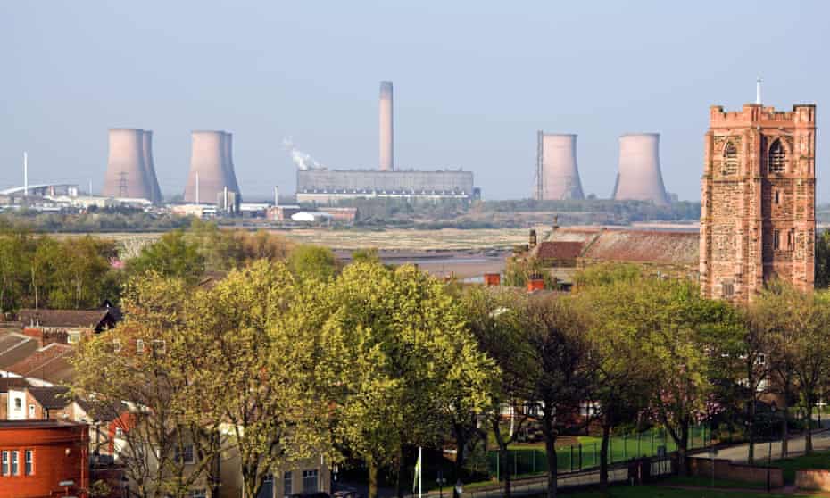 Fiddlers Ferry Power Station, Cheshire, UK.