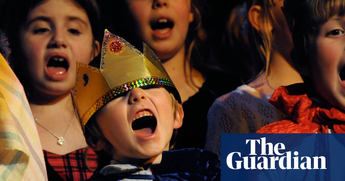England’s nativity plays Covid guidance ‘unhelpful’, say school leaders