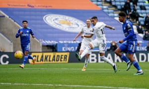 Raphinha goes close for Leeds.