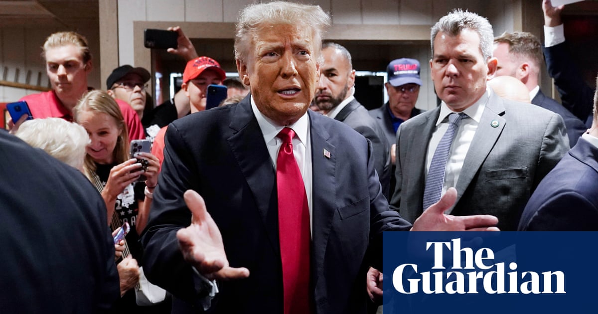 Trump lawyers meet with DoJ to stave off indictment in Mar-a-Lago case