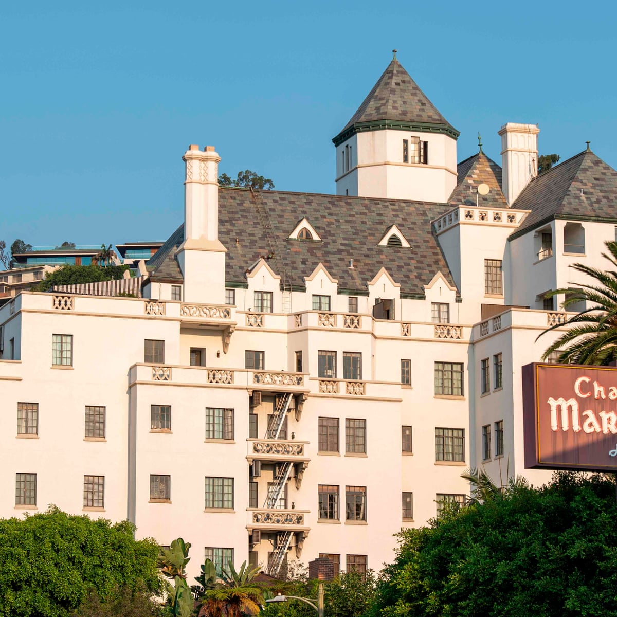 Jay Z Needs To Decide Which Side He S On Chateau Marmont Workers To Picket Star S Oscars After Party Los Angeles The Guardian Jay Z Needs To Decide Which Side He S On Chateau Marmont Workers To Picket Star S Oscars After Party Los Angeles The Guardian