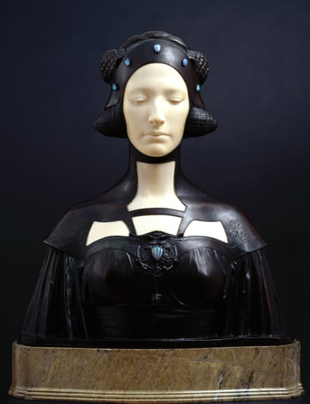 Lamia de Sir George Frampton.