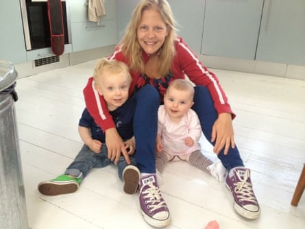 Moore on her houseboat with children Sonny and Daisy in 2013.