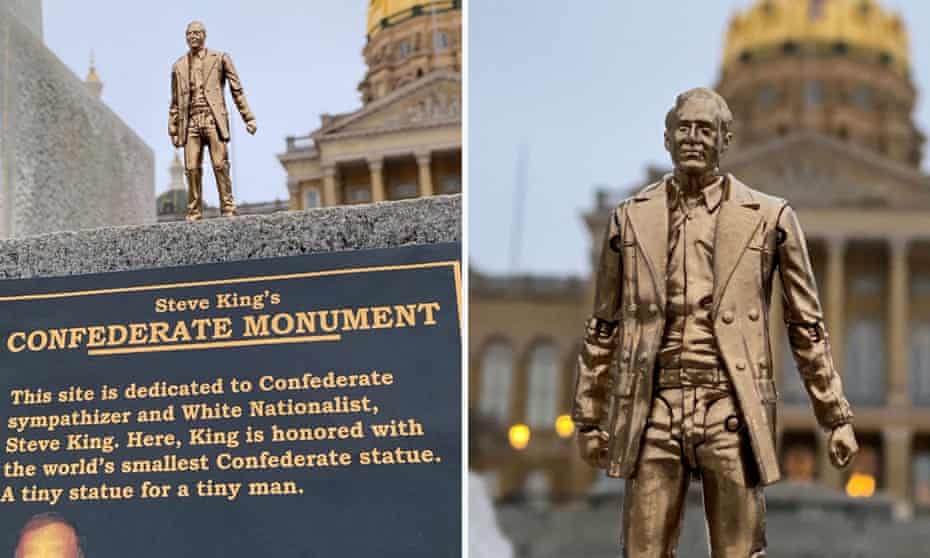 ‘This site is dedicated to Confederate sympathizer and White Nationalist, Steve King,’ reads the plaque underneath the tiny statue.