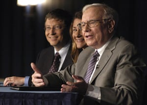 From left: Bill Gates, Melinda Gates and Warren Buffett in New York in 2006.