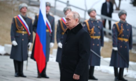 Vladimir Putin took part in events in Volgograd to mark the 80th anniversary of the Red Army’s victory at the Battle of Stalingrad.