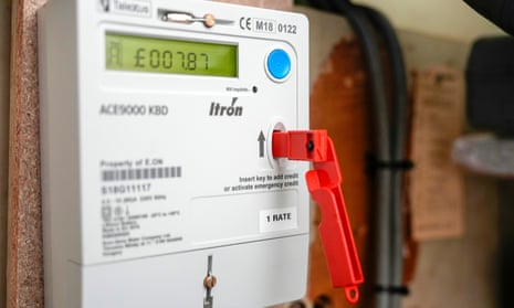 stoeprand schetsen belasting UK energy suppliers to end prepayment meter installation in vulnerable  homes | Energy industry | The Guardian