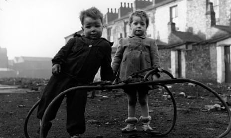 Children in Hulme, Manchester, 1954.