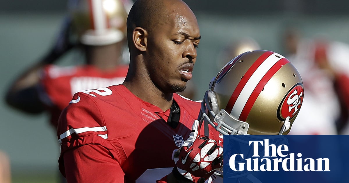 Ten former players charged over alleged $4m NFL healthcare fraud