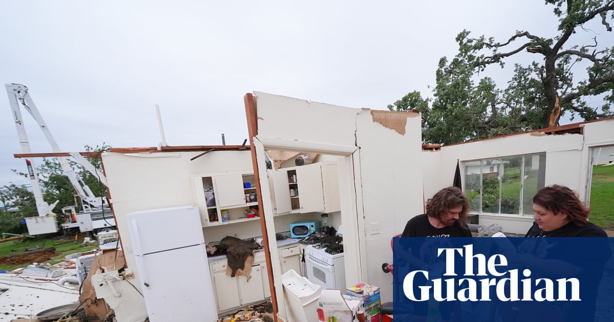 US Midwest Hit by Tornadoes, Hail and EF3 Twister