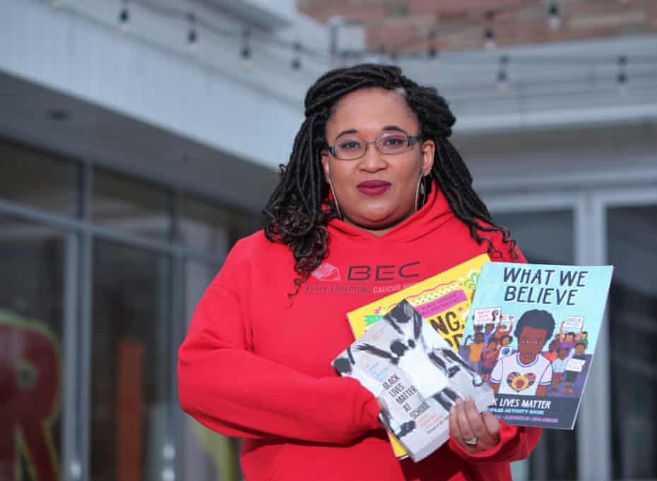 Angela Harris, a teacher at Martin Luther King Jr elementary in Milwaukee, had to scramble last spring when coronavirus forced her school to close.