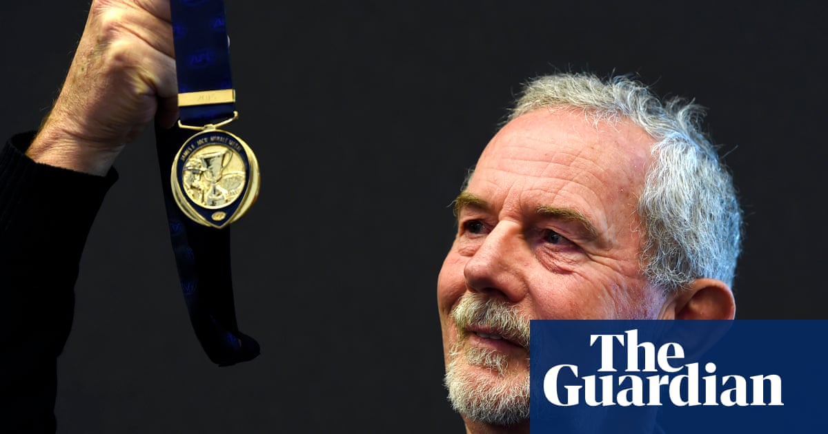 Robert Walls, AFL Legend, Dies 74 After Cancer Battle