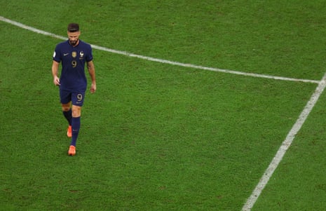Argentina v France: 2022 World Cup final – live | World Cup 2022 4 Olivier Giroud is replaced.