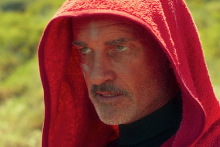 Julian McMahon in a scene from The Surfer