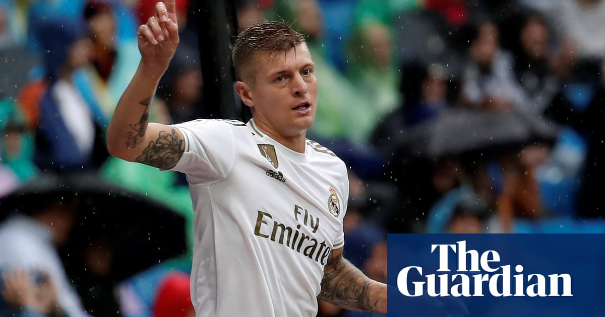 Football transfer rumours: Toni Kroos to Manchester United?