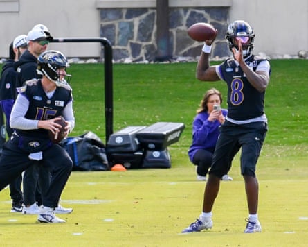 Star quarterback Lamar Jackson could return for struggling Baltimore against Chicago.