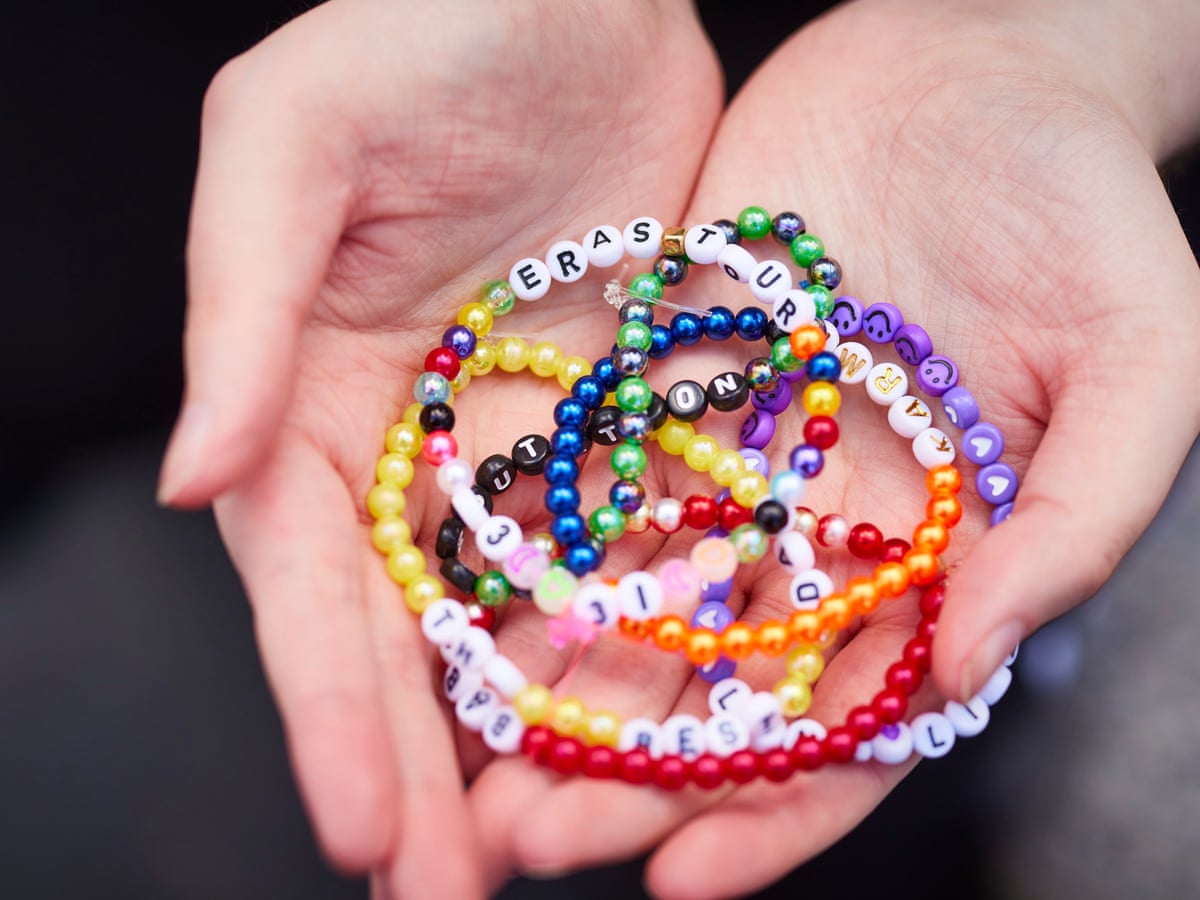 What's behind the Taylor Swift friendship bracelets trend? | Taylor Swift | The Guardian what-s-behind-the-taylor-swift-friendship-bracelets-trend-taylor-swift-the-guardian