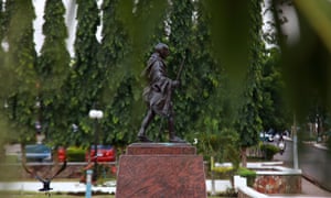 Statue of Gandhi at the University of Ghana