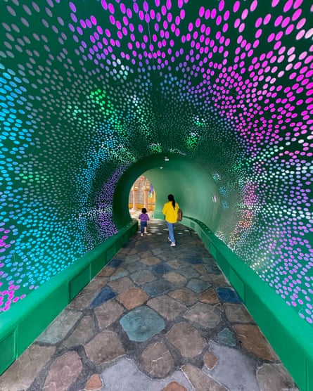Tunnel vision… l'entrée du tuyau de distorsion dans Super Nintendo World