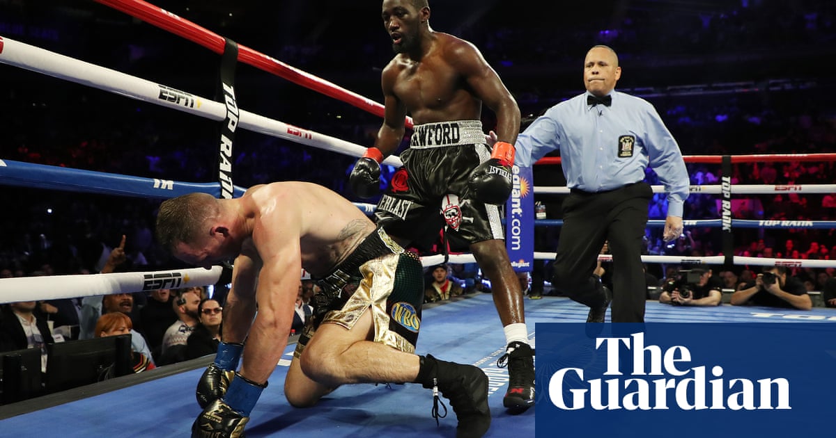 Terence Crawford defends welterweight title in shootout with Egidijus Kavaliauskas