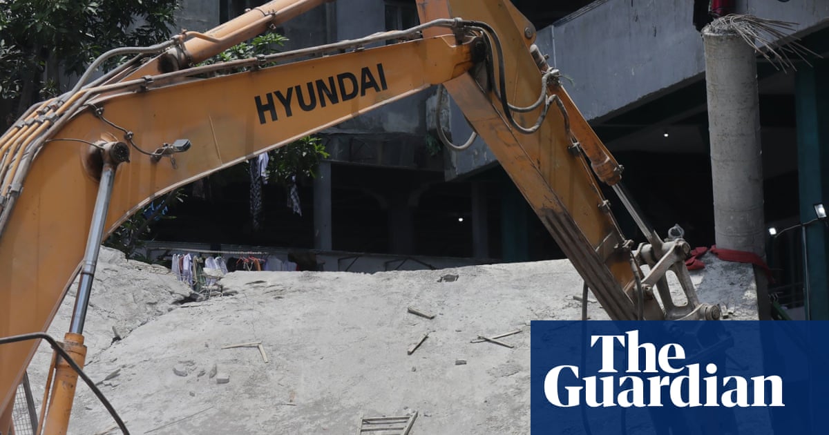 Indonesia school collapse: search for victims ends as 67 confirmed dead