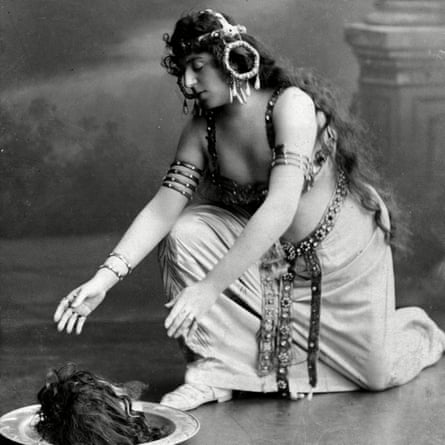 Alice Guszalewicz as Salome in Dresden in 1907.