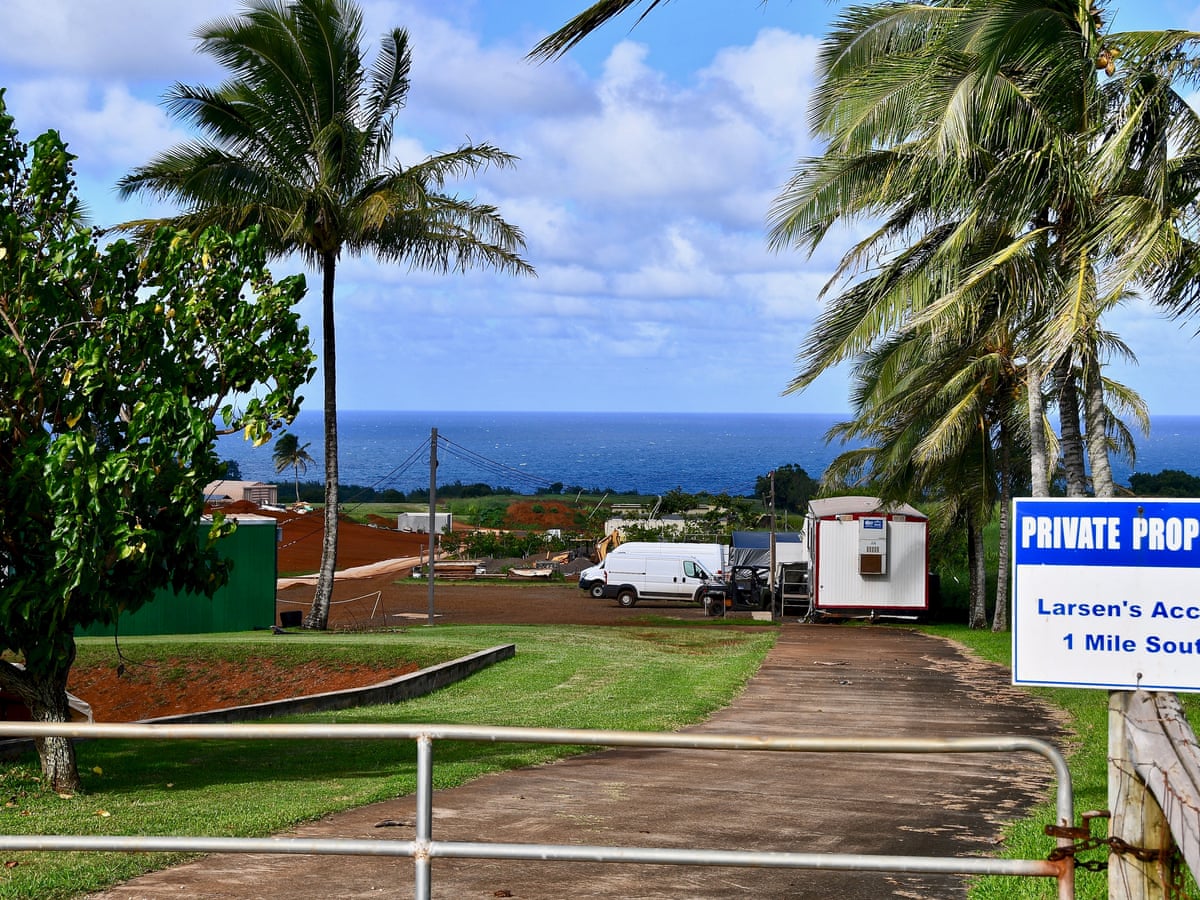 A Blemish In His Sanctuary The Battle Behind Mark Zuckerberg S Hawaii Estate Us News The Guardian