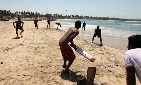 Israelis told to urgently leave Sri Lankan tourist areas after