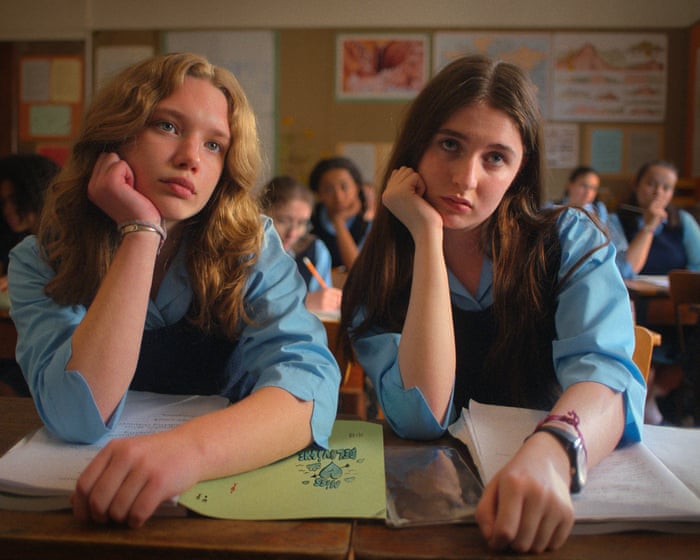 Extra Geography review – a wickedly funny lesson in sex, class and female friendship