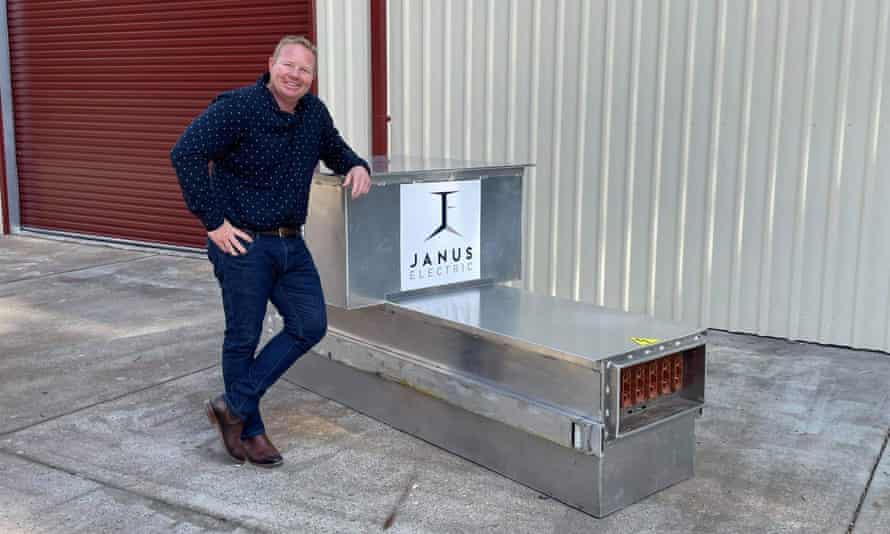 Lex Forsyth from Janus Electric with his swappable battery designed for heavy vehicles.