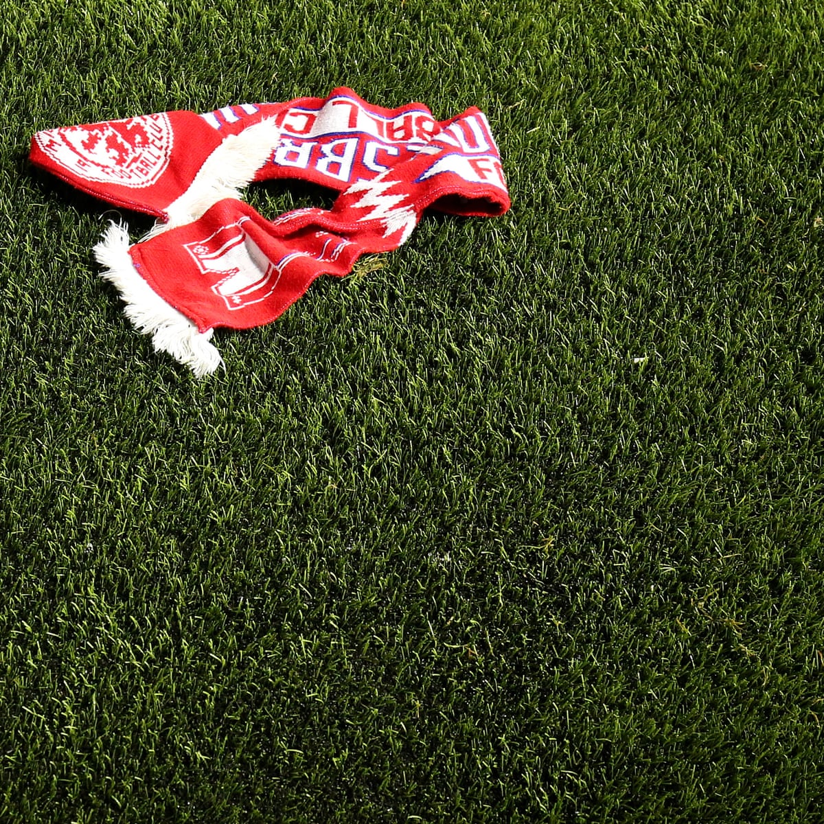 Middlesbrough Fan Arrested After Leaving Child To Celebrate Fa Cup Win Uk News The Guardian Middlesbrough Fan Arrested After Leaving Child To Celebrate Fa Cup Win Uk News The Guardian