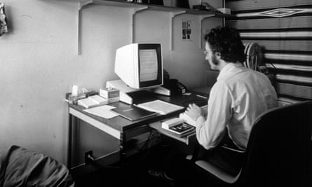 Larry Tesler using an early Xerox Parc Alto personal computer system in the 1970s.