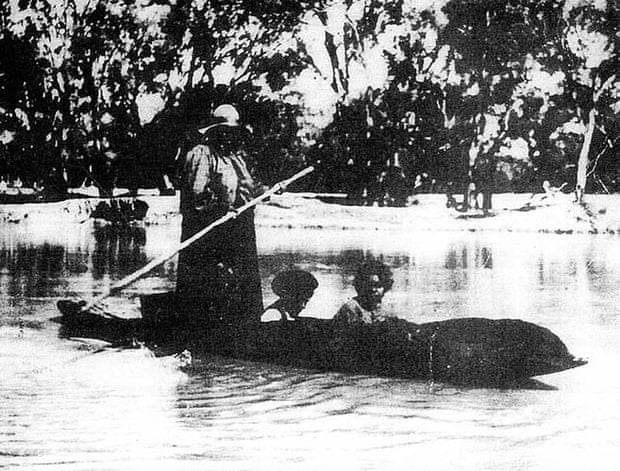 The bark canoe on the Darling river