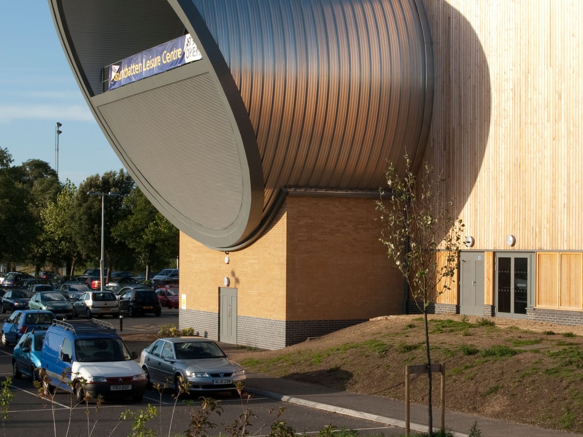 Accidental Death Verdict For Man Electrocuted On Football Pitch Uk News The Guardian