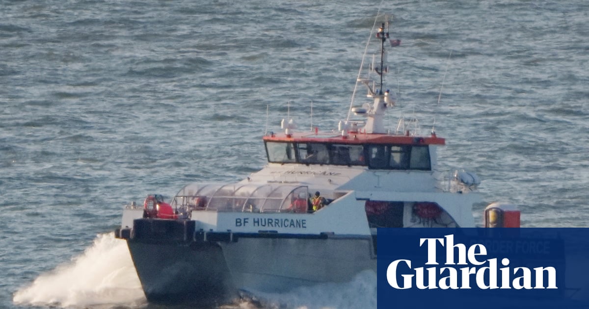 One person dead after small boat sinks in Channel, French authorities say
