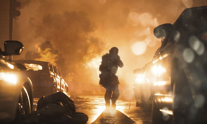 Call Of Duty Modern Warfare Returns To Tread A Moral Minefield Call Of Duty The Guardian