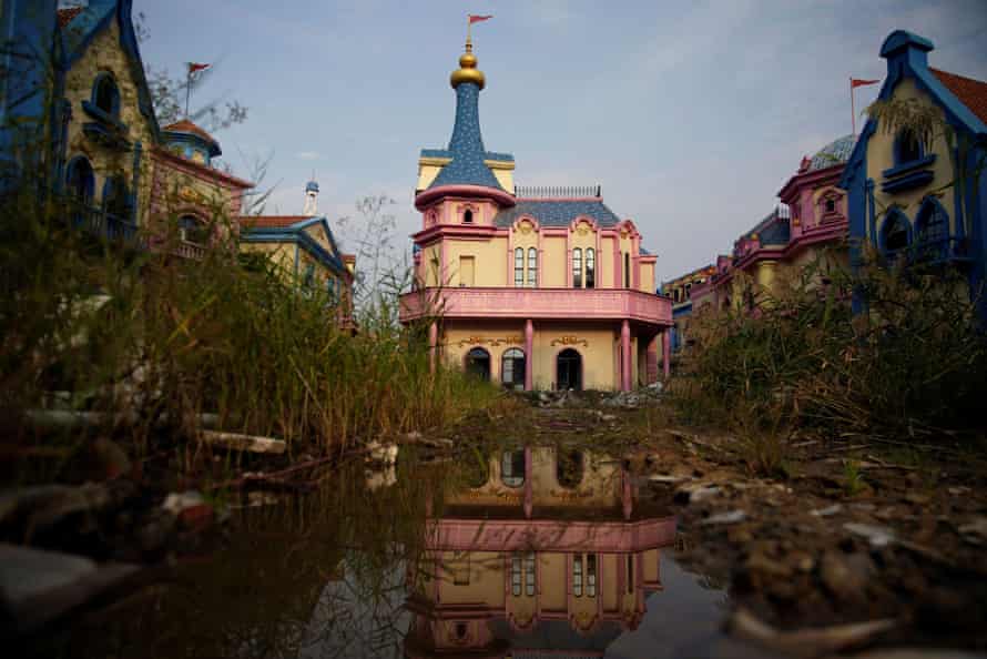 Evergrande’s unfinished Taicang theme park