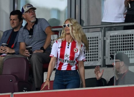 Claudia Schiffer with her husband, Brentford investor and filmmaker Matthew Vaughn, in the stands.