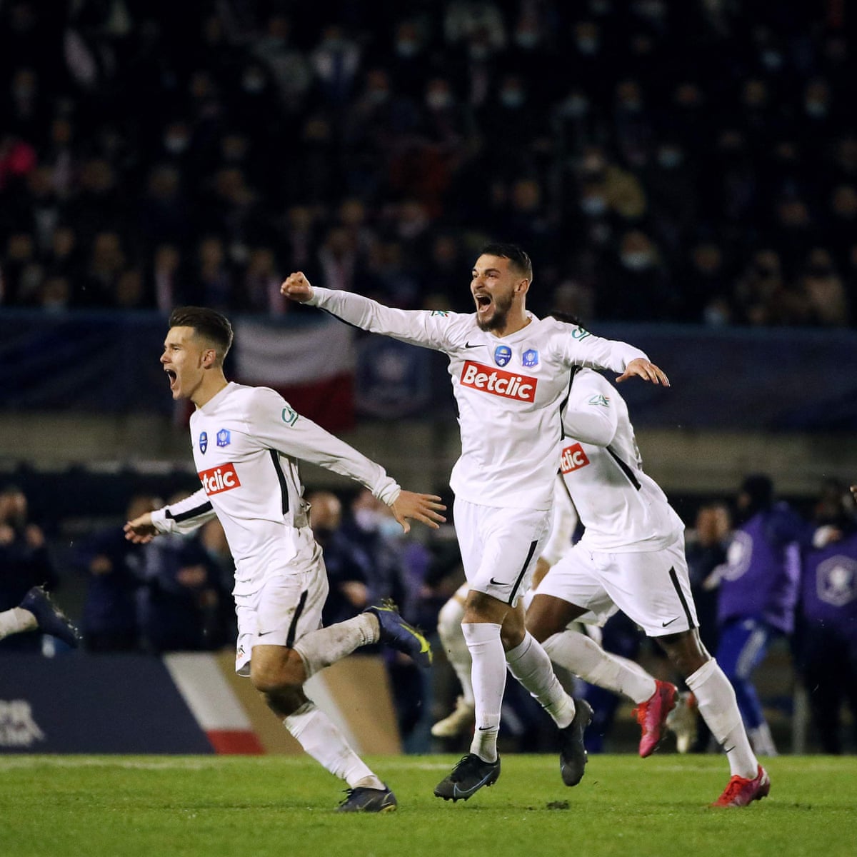 Fourth-tier amateurs Versailles play Nice for place in Coupe ...