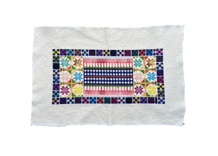 عکس دوخت فلسطینی Hilweh Market