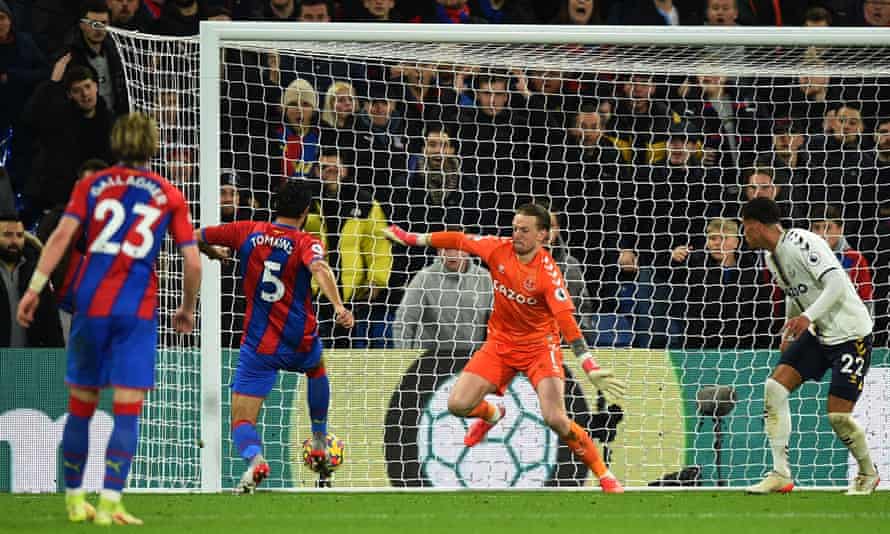 James Tomkins (second left) scores the second goal for Crystal Palace.