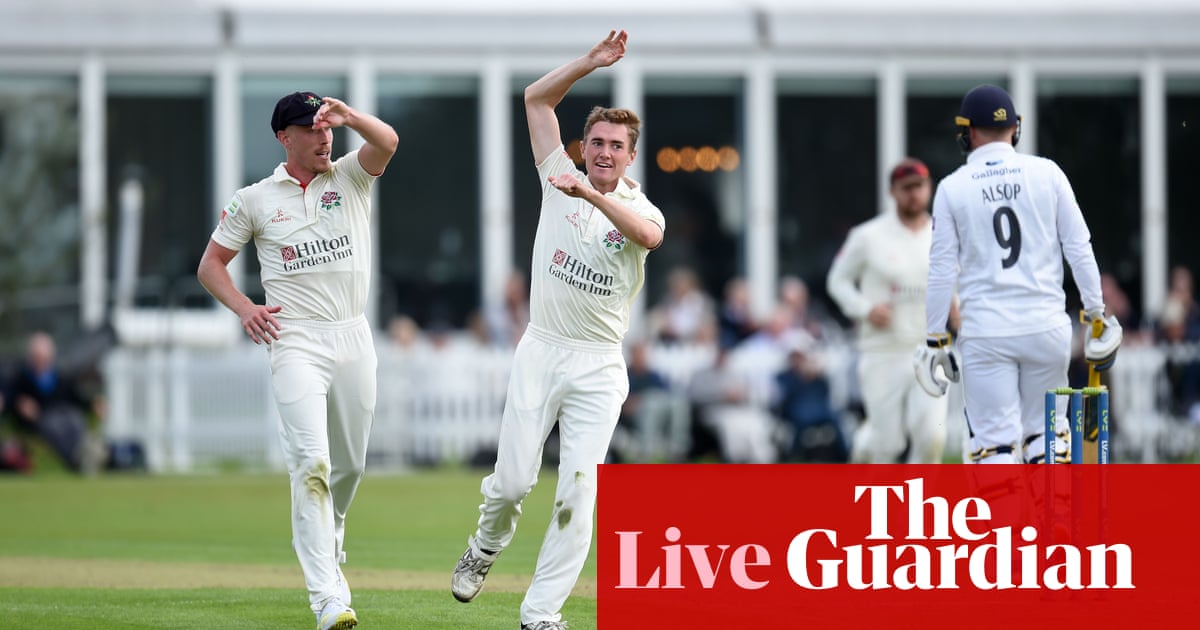 County cricket finale: Lancashire v Hampshire and four-way title fight – live!