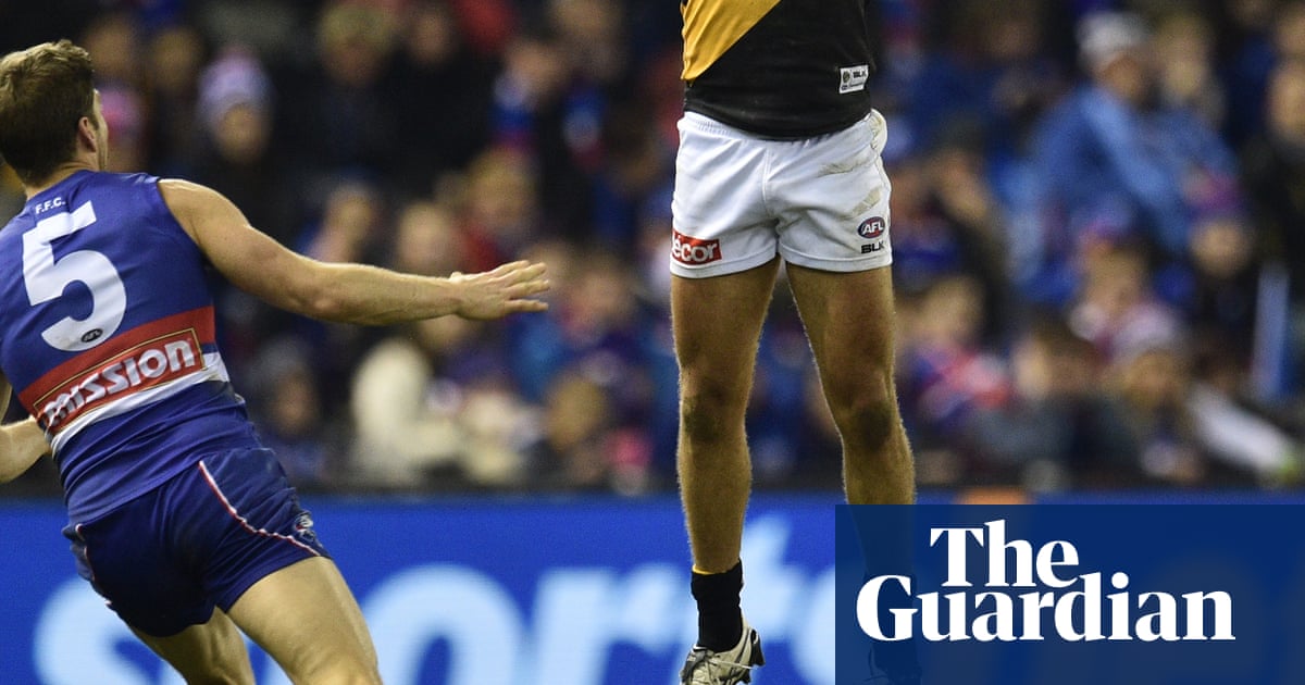 Labor’s plan to restrict gambling ads will reduce spending by just 0.8%, government analysis says